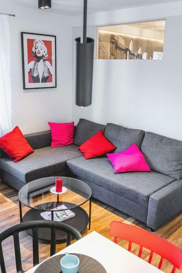 Artist Apartament Люблин Екстериор снимка