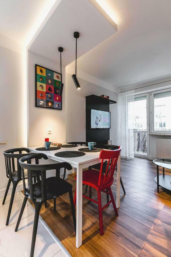 Artist Apartament Люблин Екстериор снимка